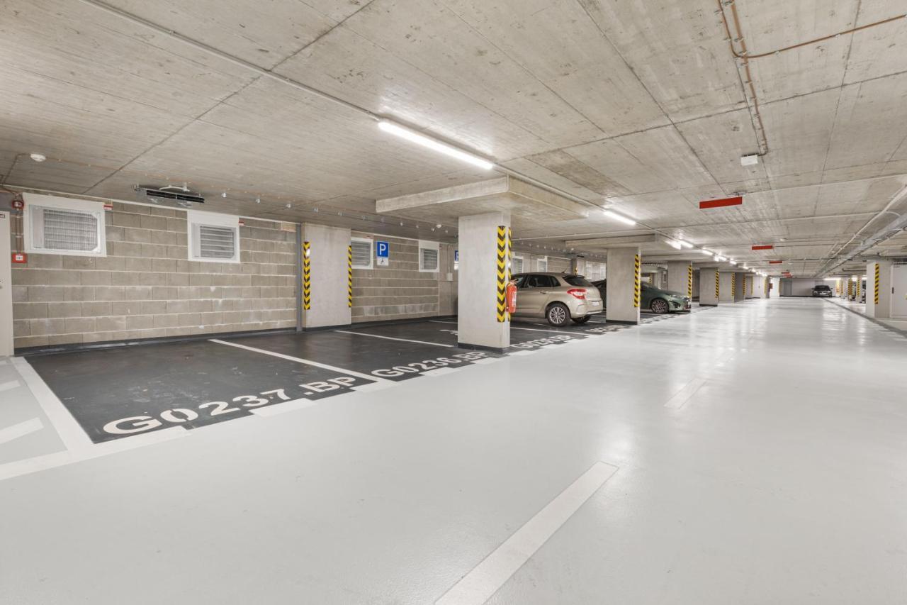 Apartamento Lam Jegeho Alej - Jacuzzi - Free Parking Bratislava Exterior foto