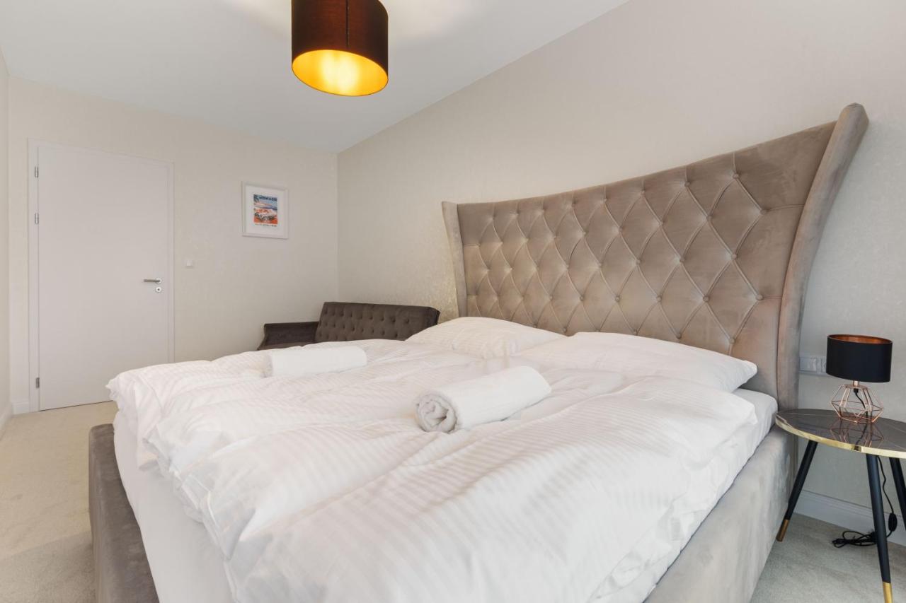 Apartamento Lam Jegeho Alej - Jacuzzi - Free Parking Bratislava Exterior foto